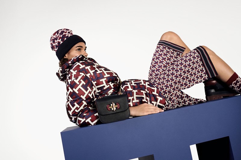 H χειμερινή συλλογή της Tommy Hilfiger επαναπροσδιορίζει το preppy style! - εικόνα 1