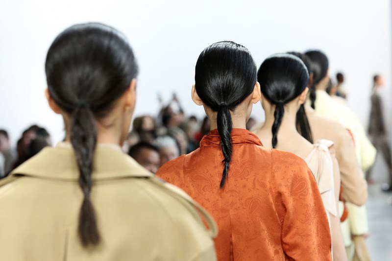 Αγαπητό Μου Ημερολόγιο: Όλα όσα κάνω στα μαλλιά μου αμέσως μετά την πολυπόθητη «απελευθέρωση» (αλλά και πριν από εκείνη!) - εικόνα 7