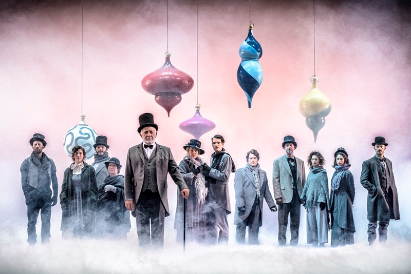 8 παραστάσεις για να δείτε τα Χριστούγεννα - εικόνα 4