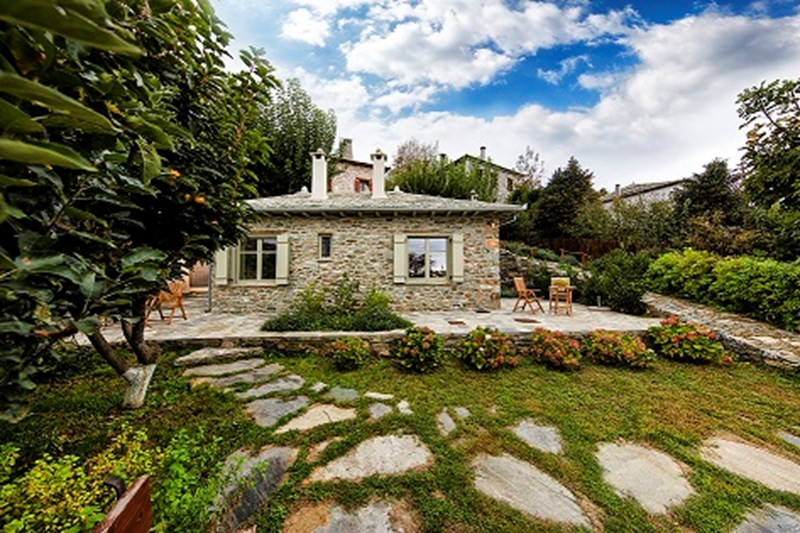 ΑΜΑΝΙΤΑ: Ένα παλιό αρχοντικό μεταμορφώθηκε στον πιο γραφικό ξενώνα του Πηλίου - εικόνα 4