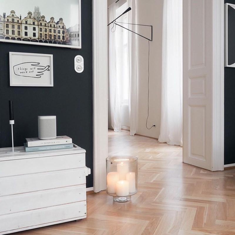 Black&White: Το minimal σπίτι που «βουτά» στον πιο διαχρονικό χρωματικό συνδυασμό - εικόνα 2