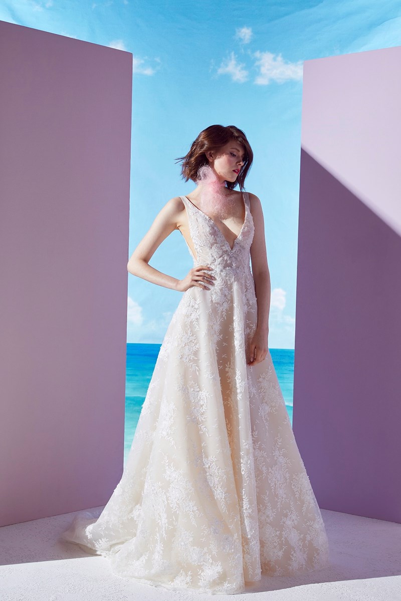 Kiss the bride: Πώς θα επιλέξεις το τέλειο νυφικό; - εικόνα 4