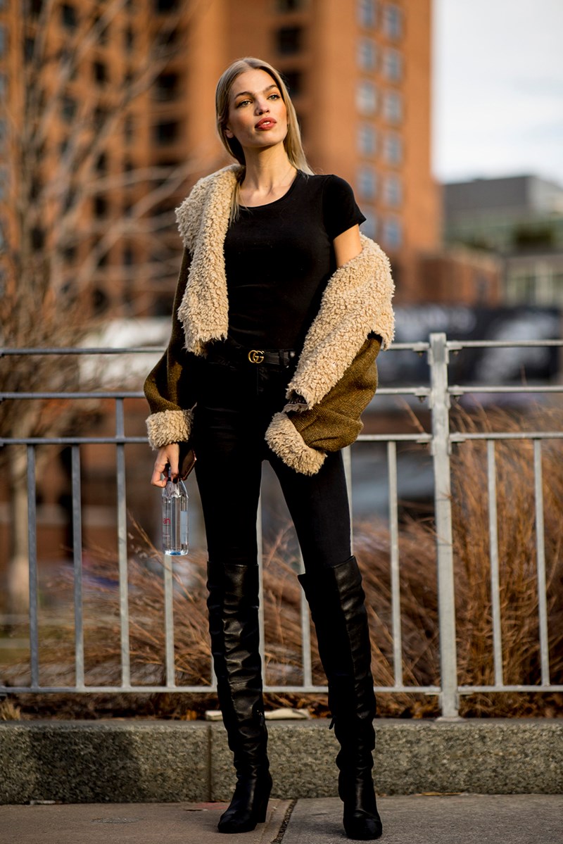 Khaki is the new black: Αυτό είναι το χρώμα που πρωταγωνιστεί τώρα στο street style - εικόνα 6