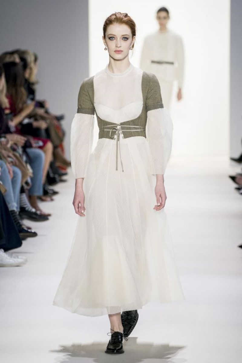 Τα 8 κορυφαία trends που έκαναν την εμφάνιση τους στην NYFW - εικόνα 2