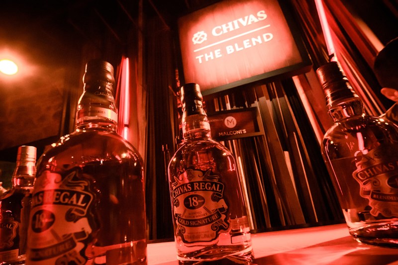 Πήγαμε στο πιο hot πάρτι της πόλης - εικόνα 1