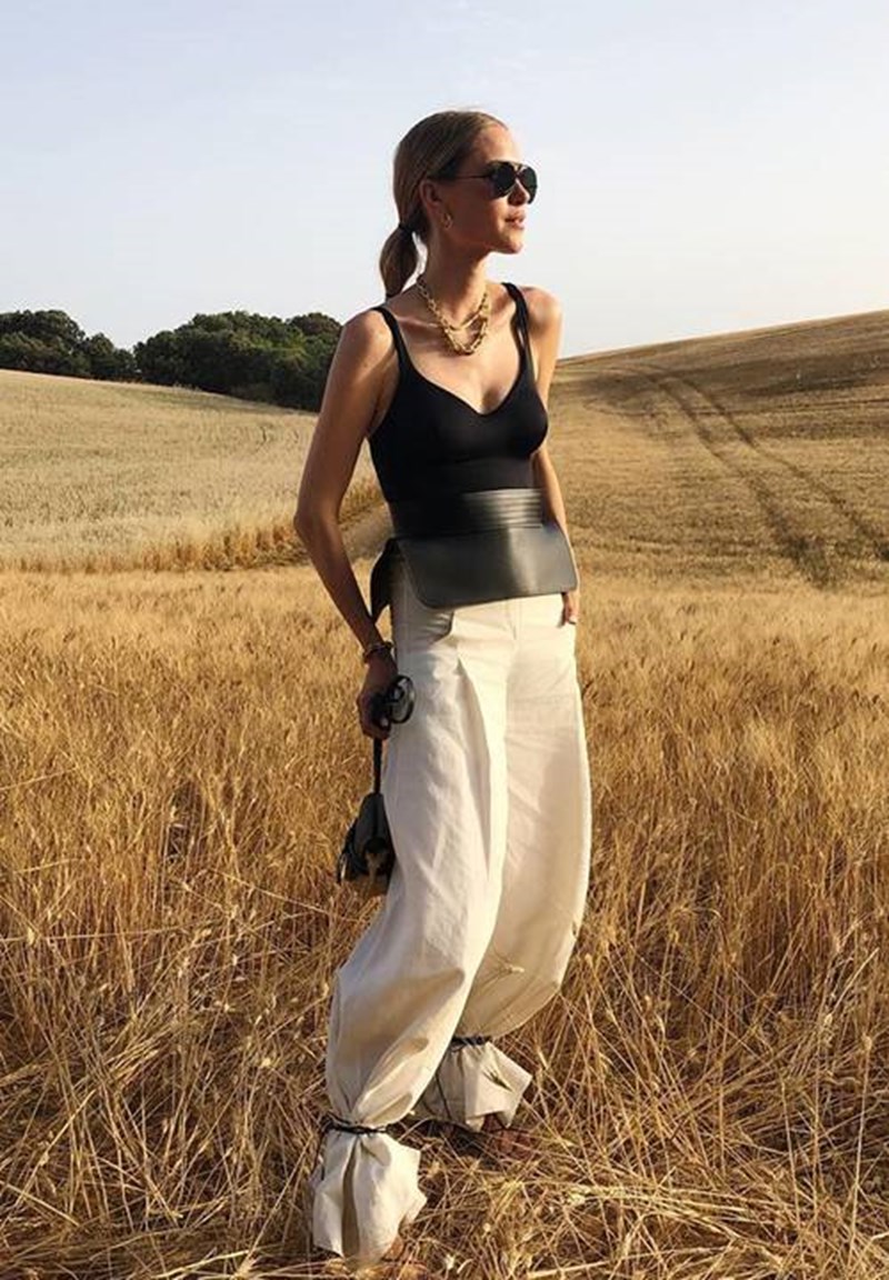 Jacquemus Spring Summer 2020: Όλα τα κορίτσια της μόδας ήταν εκεί - εικόνα 7