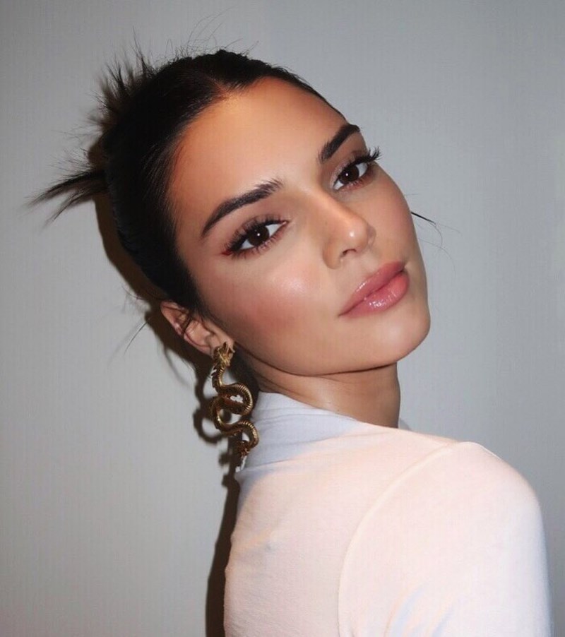 6 top tips για το καλοκαίρι από την make up artist της Kendall Jenner - εικόνα 1