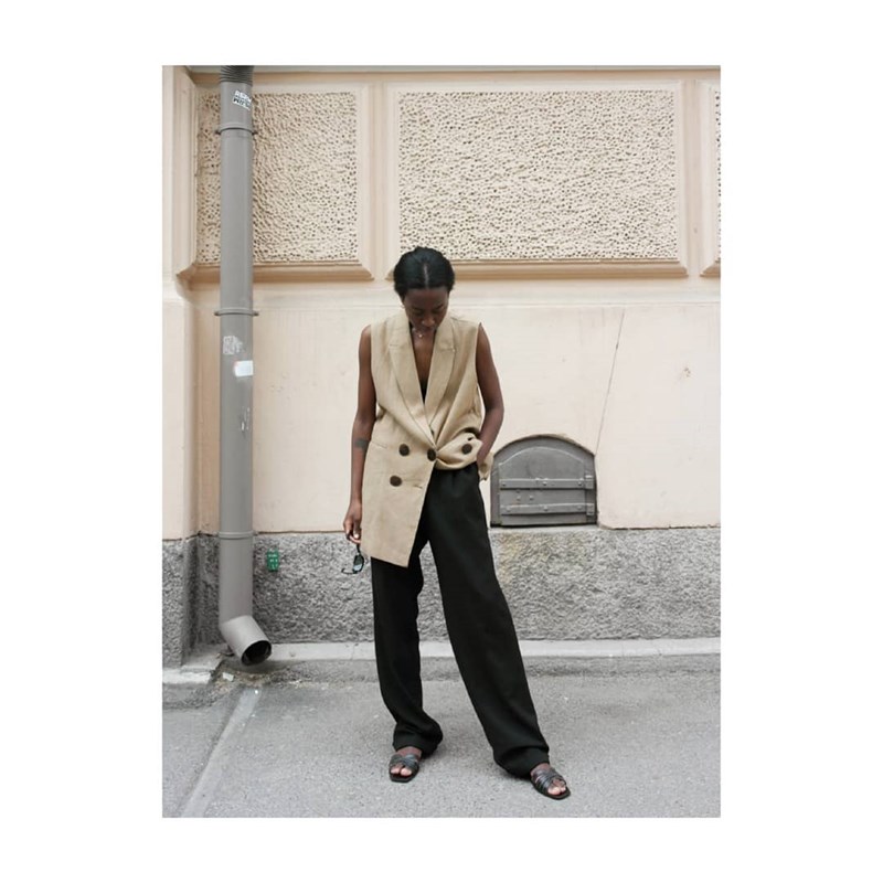 5 καλοκαιρινά basics για την πιο λειτουργική γκαρνταρόμπα - εικόνα 6