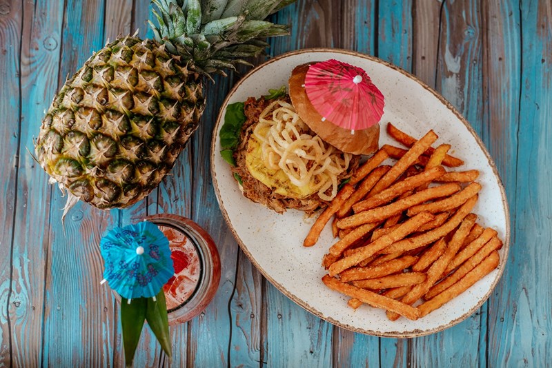 Friyay: Δοκιμάσαμε τις πιο εξωτικές γεύσεις του καλοκαιριού - εικόνα 1