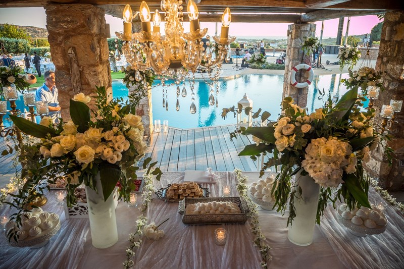 Εδώ ο γάμος σου θα μοιάζει όντως με παραμύθι - εικόνα 2