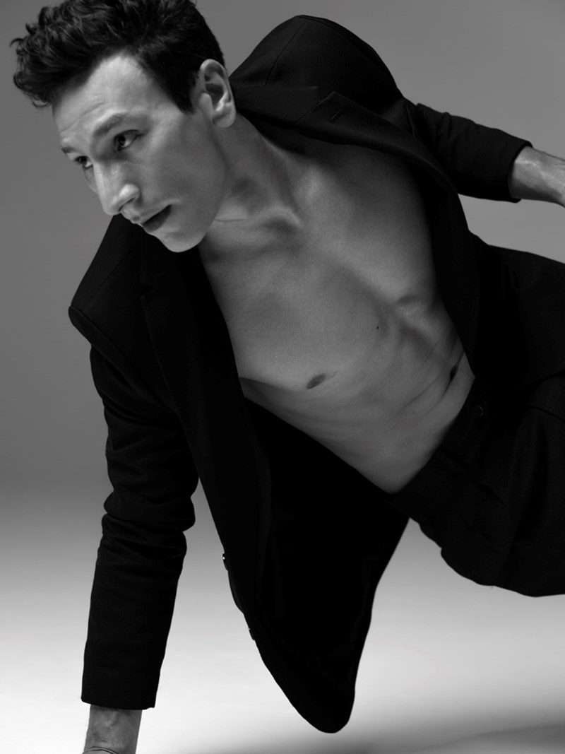 Μιχάλης Σαράντης: «Θεέ μου, τόσο καθάριος» - εικόνα 2