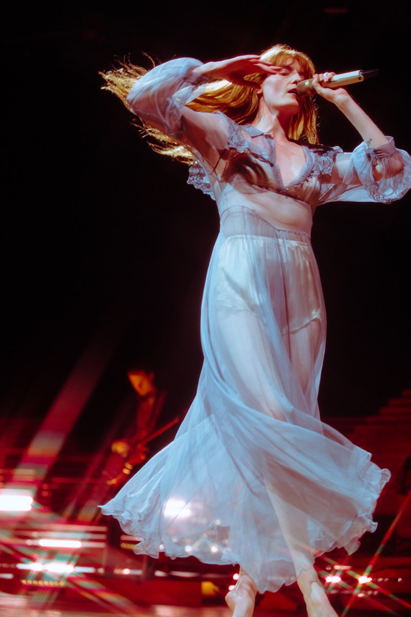 Florence Welch: «Τα τραγούδια μου είναι πιο σοφά από μένα» - εικόνα 4