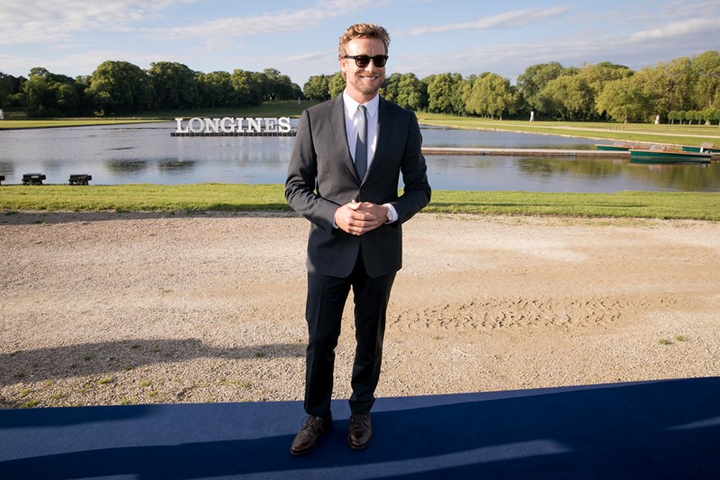 Simon Baker: Ο γοητευτικός πρωταγωνιστής του The Mentalist μιλάει αποκλειστικά στο ELLE - εικόνα 1
