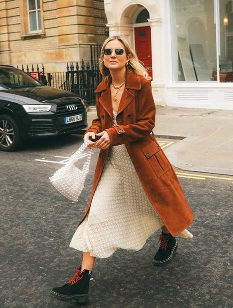 Dress & Boots: 8 συνδυασμοί που ανυπομονούμε να δοκιμάσουμε - εικόνα 2