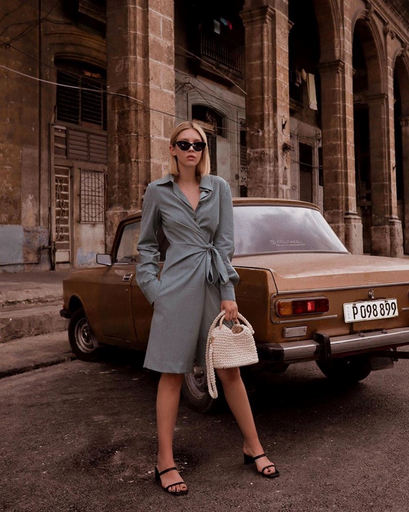 12+1 μεταβατικά looks που θα σε κάνουν να ξεχάσεις το καλοκαίρι για τα καλά - εικόνα 6