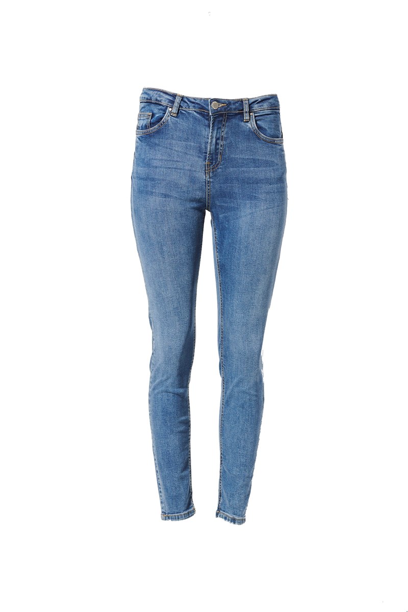 Hot Right Now: Γνωρίσαμε την ηθοποιό Δανάη Παππά και κλέψαμε ιδέες από το στυλ της - εικόνα 8