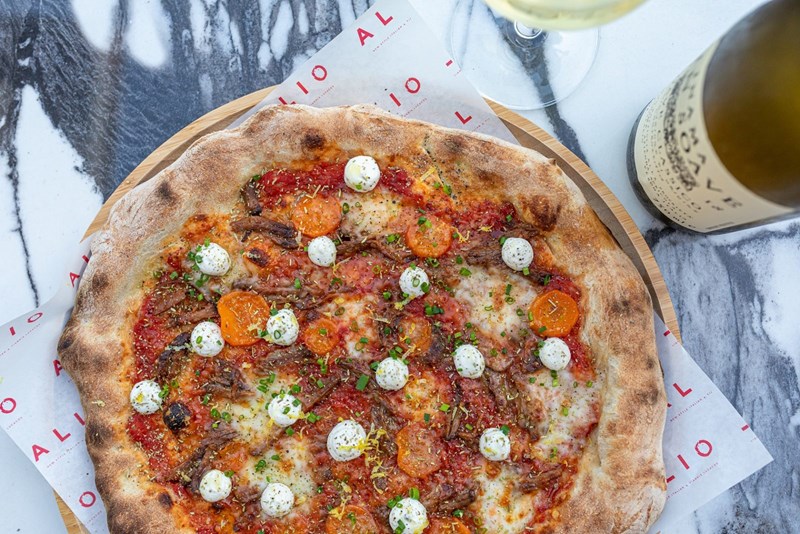 Επισκεφτήκαμε το νέο εστιατόριο του Γιάννη Λουκάκου και σου το προτείνουμε ανεπιφύλακτα - εικόνα 1