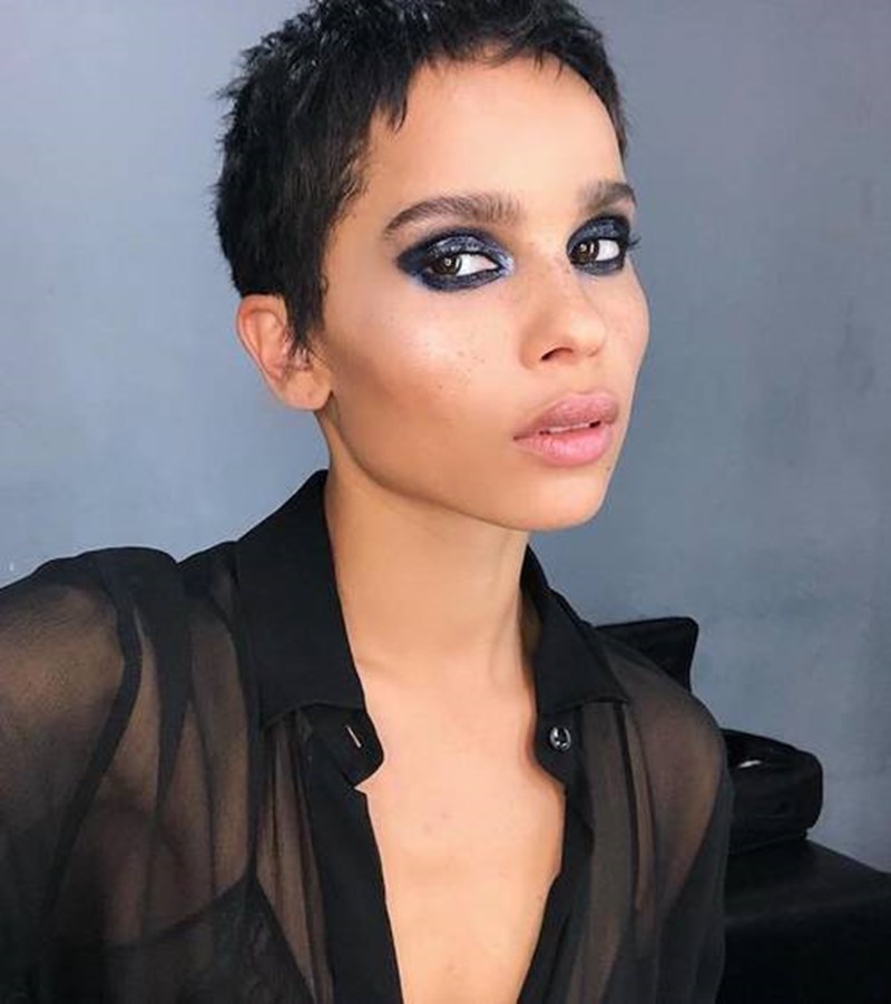 H Zoë Kravitz είναι το νέο μας beauty crush! - εικόνα 5