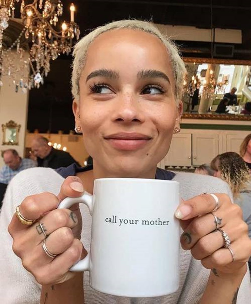 H Zoë Kravitz είναι το νέο μας beauty crush! - εικόνα 7