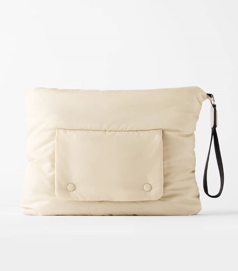 Βρήκαμε όλα τα must-haves της Rosie Huntington-Whiteley - εικόνα 9