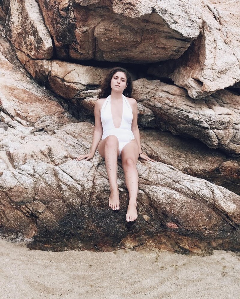 Amalia Vrana: Τα μαγιό που θέλουμε να φοράμε και το χειμώνα - εικόνα 9