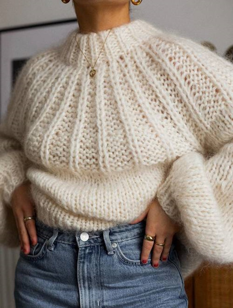 Ακόμα να αποκτήσεις ένα κρεμ πλεκτό; Δες γιατί το χρειάζεσαι άμεσα & 12 σχέδια για να διαλέξεις - εικόνα 4