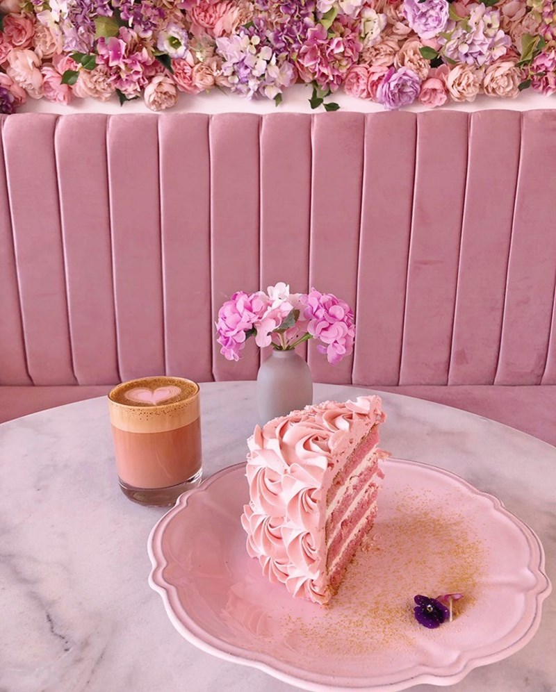 Το πιο girly cafe της πόλης που θα επισκεφτείς με τις φίλες σου - εικόνα 2