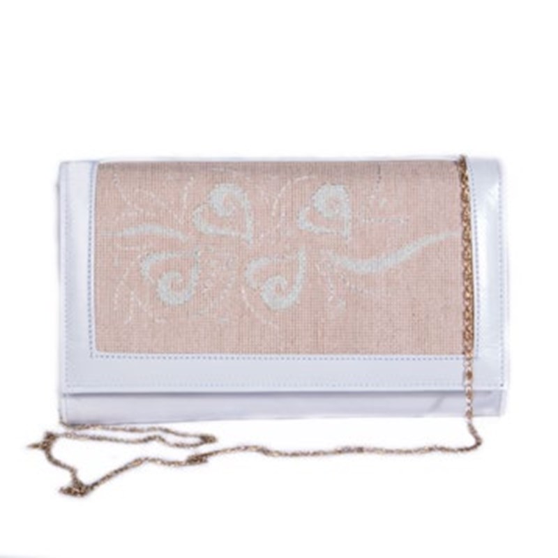 Monzouzou: Οι χειροποίητες τσάντες που νοσταλγούν το παρελθόν - εικόνα 7