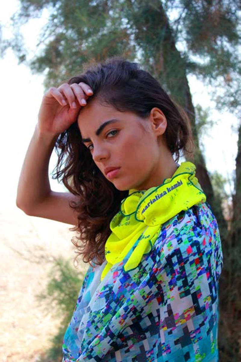 Digital Tribe: Τα μεταξωτά φουλάρια που θα φορέσεις με πολλούς διαφορετικούς τρόπους - εικόνα 7