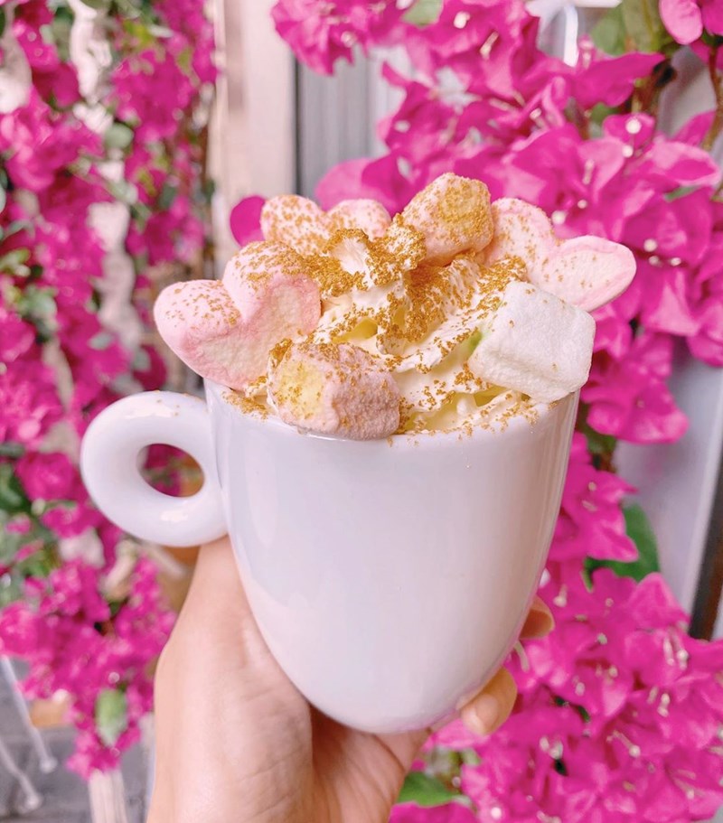 Το πιο girly cafe της πόλης που θα επισκεφτείς με τις φίλες σου - εικόνα 3