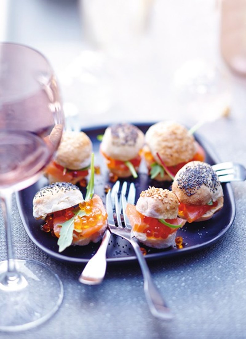 6 πιάτα για να κάνεις το πιο εντυπωσιακό γιορτινό τραπέζι - εικόνα 5