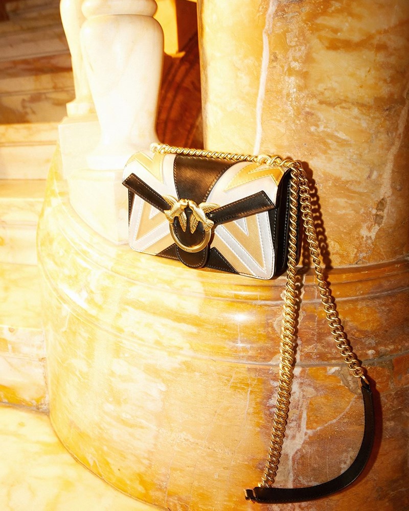 ΔΙΑΓΩΝΙΣΜΟΣ: Η νικήτρια που κερδίζει τη rock glam τσάντα της Pinko αξίας €290 - εικόνα 1