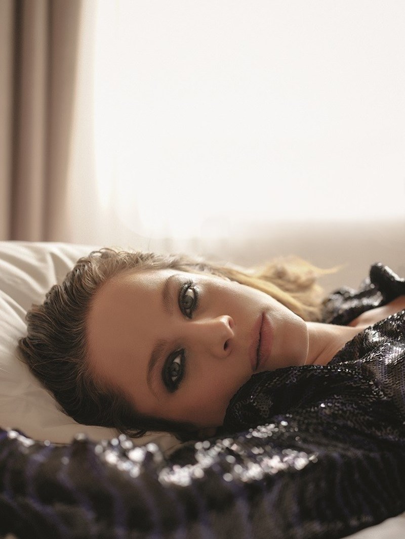 Έλλη Τρίγγου: Η πρωταγωνίστρια της σειράς «Άγριες Μέλισσες» μιλά στο ELLE - εικόνα 4