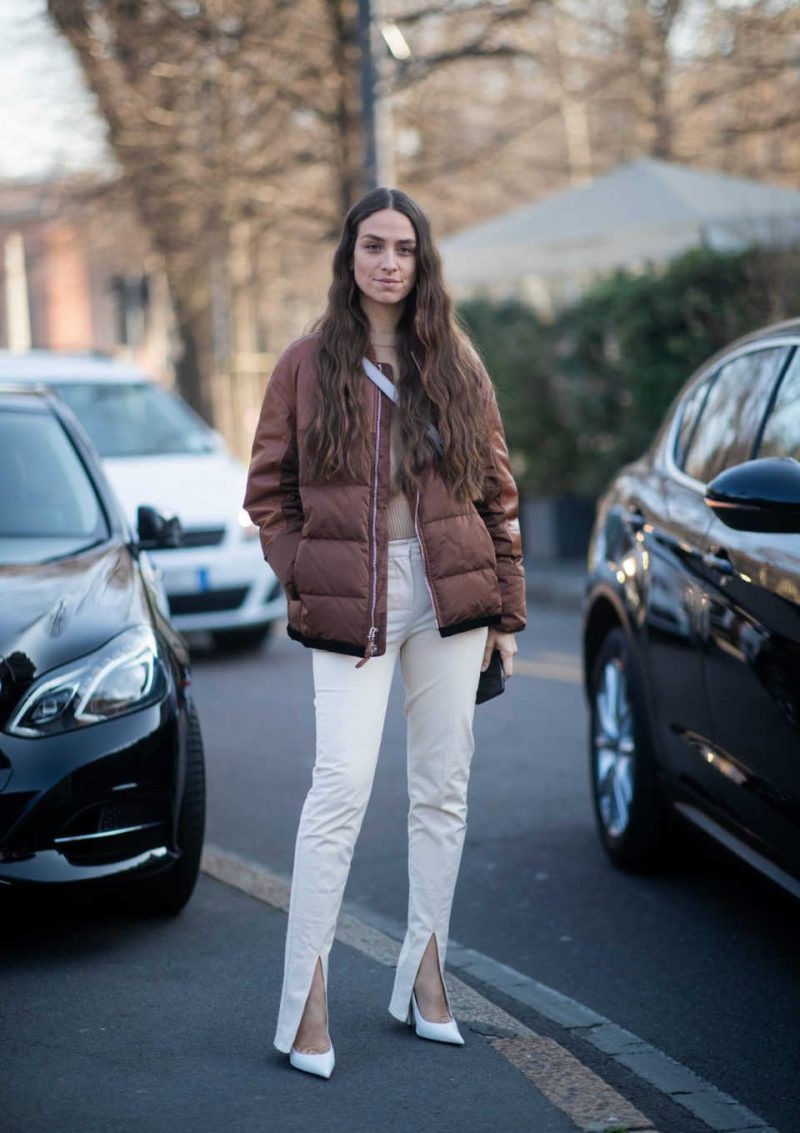 Τα παντελόνια με αυτή τη λεπτομέρεια σε κάνουν να δείχνεις δύο μέτρα (αν είσαι ήδη, τότε τρία) - εικόνα 2