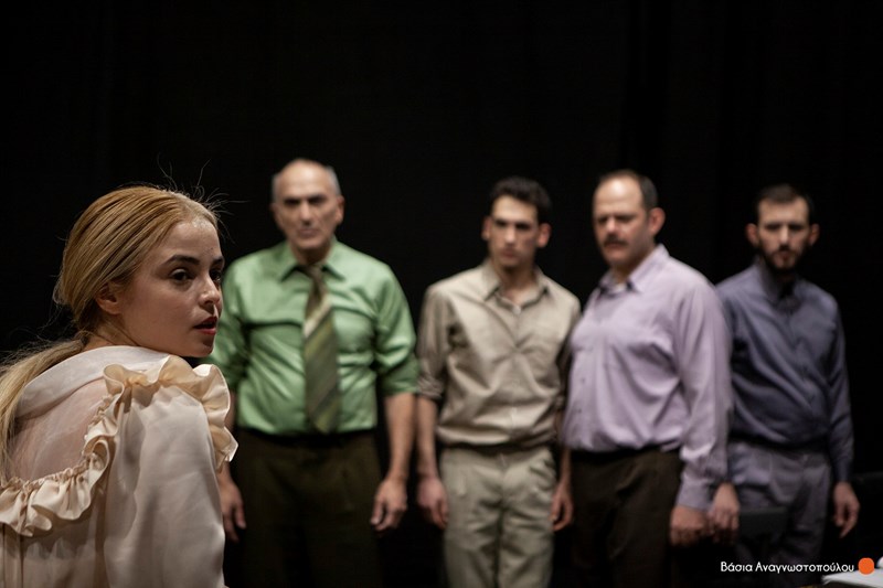 Τα πιο ωραία ελληνικά ερωτικά ποιήματα «ανεβαίνουν» στην σκηνή - εικόνα 4