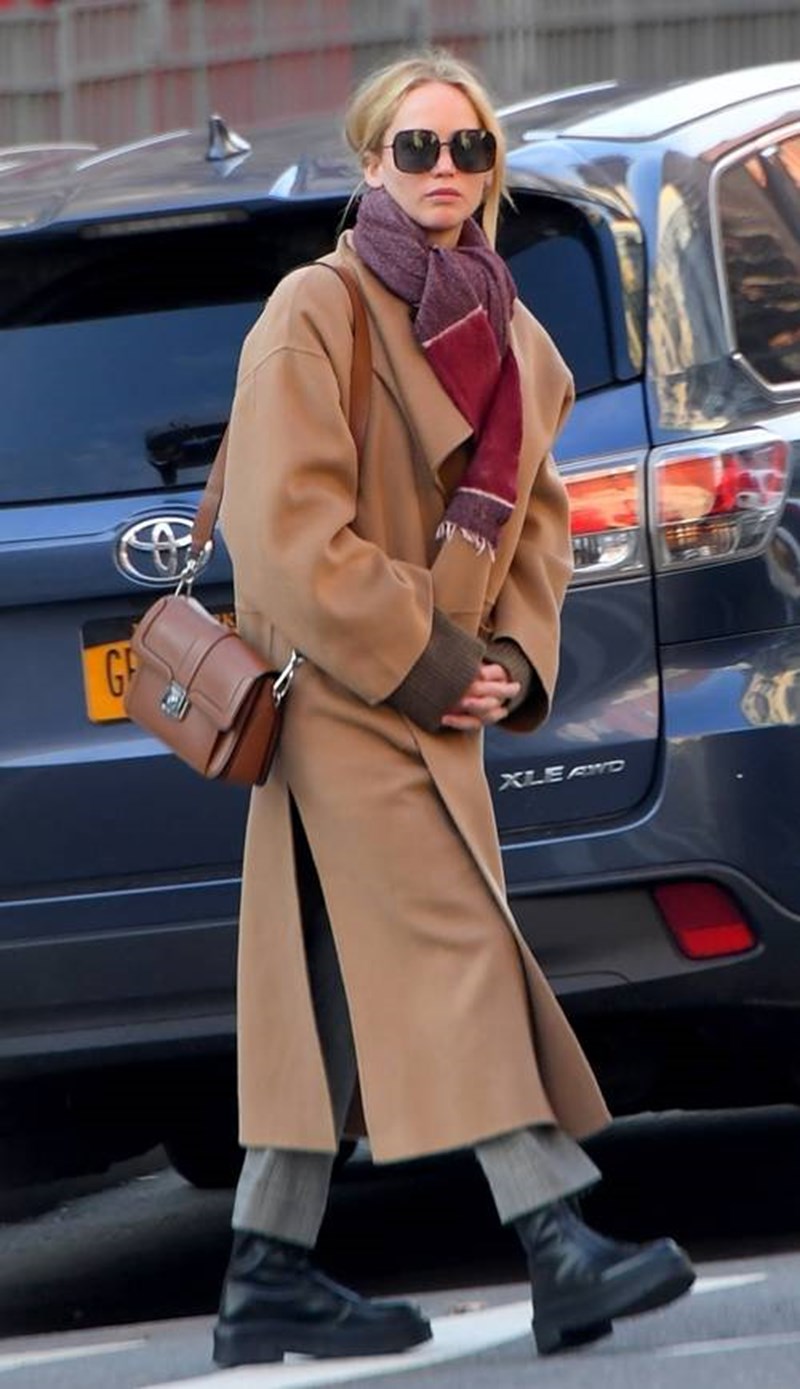 10 off-duty σύνολα από τις star για το πιο άνετο weekend - εικόνα 7