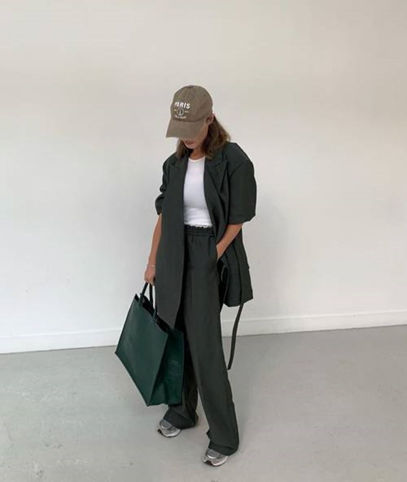 8 απόλυτα stylish basic κομμάτια που χρειάζεσαι τώρα - εικόνα 4