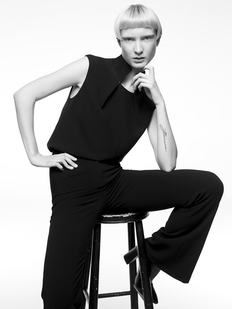 Touché: Η γοητεία της γεωμετρίας και του μινιμαλισμού σε ένα fashion brand - εικόνα 1