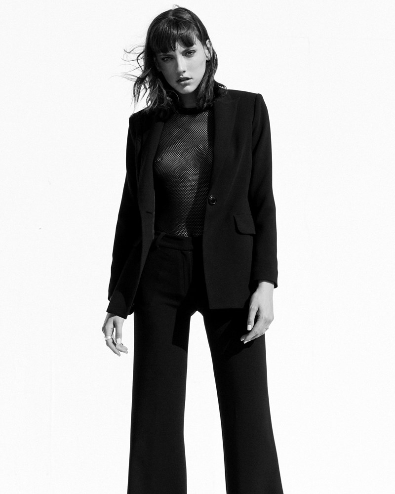 Touché: Η γοητεία της γεωμετρίας και του μινιμαλισμού σε ένα fashion brand - εικόνα 4