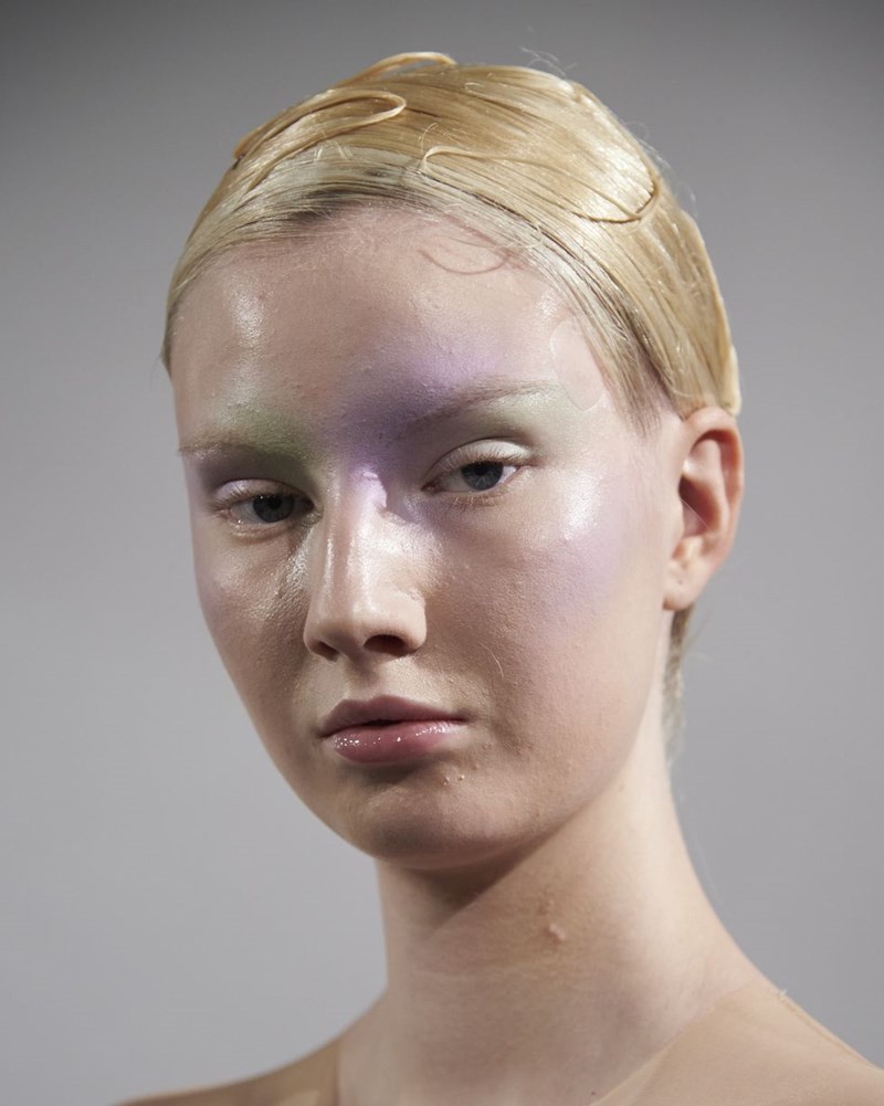 Τα ωραιότερα beauty looks από την Εβδομάδα Υψηλής Ραπτικής - εικόνα 9