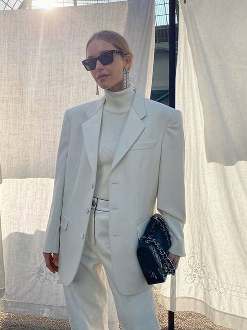 5 χρώματα που πρέπει να προσθέσεις άμεσα στο στυλ σου - εικόνα 4