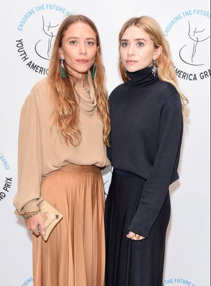Mary-Kate & Ashley Olsen: 5 basics που δεν λείπουν ποτέ από την γκαρνταρόμπα τους - εικόνα 5