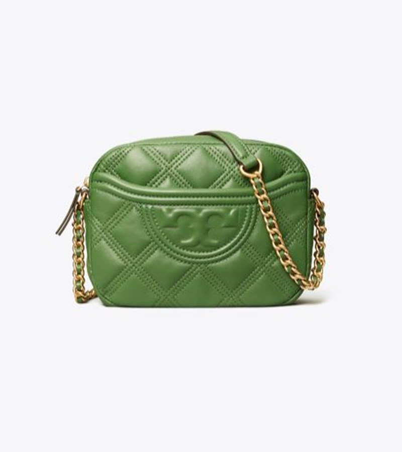 Everything You Need: 10 mini, crossbody τσάντες, κατάλληλες για όλες τις περιστάσεις - εικόνα 1