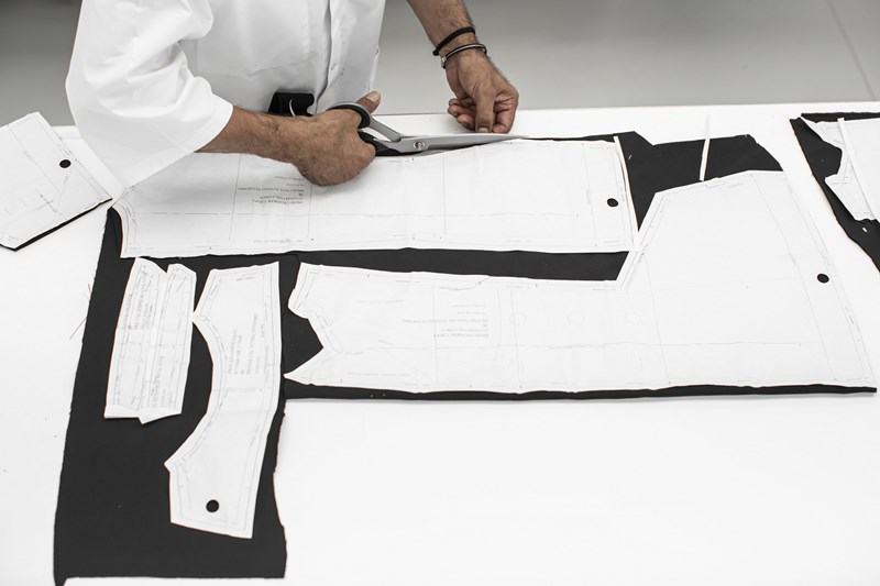 Το διαχρονικό Bar Jacket του Dior γίνεται 73! - εικόνα 1