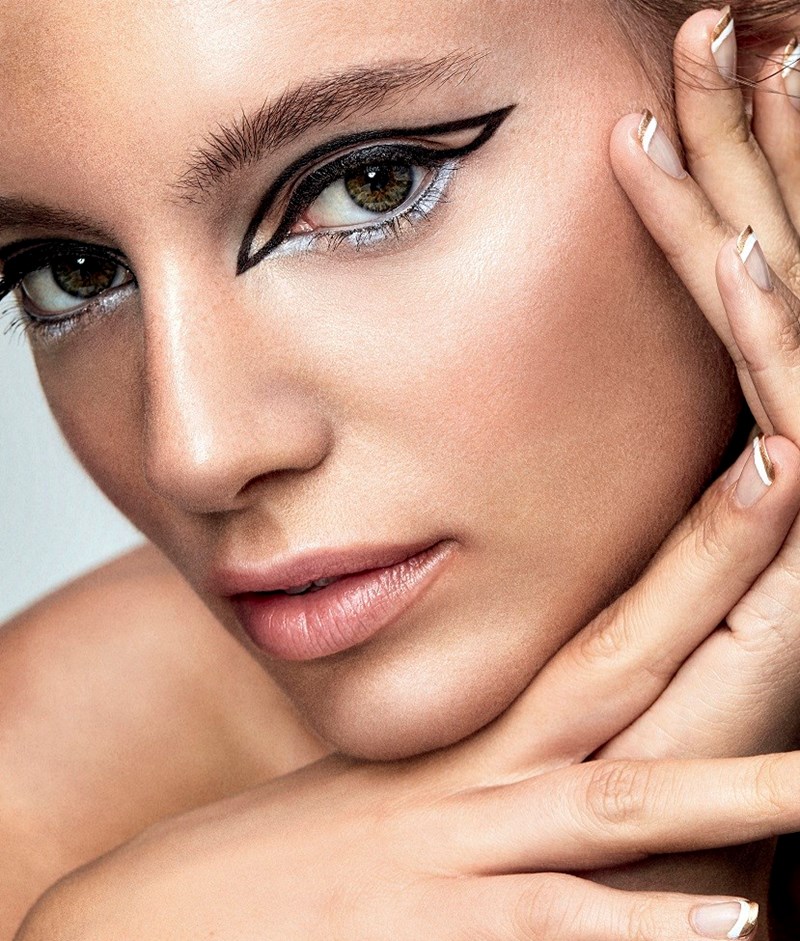 Eyeliner: Τέσσερις εκδοχές-υπερθέαμα (που μπορείς να πετύχεις ακόμα και αν είσαι αρχάρια) - εικόνα 1