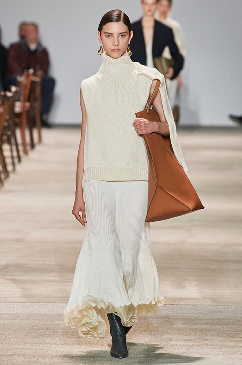 12 πολυτελή looks που θα λατρέψουν όλοι οι μινιμαλιστές (σε προκαλούμε να διαφωνήσεις!) - εικόνα 2