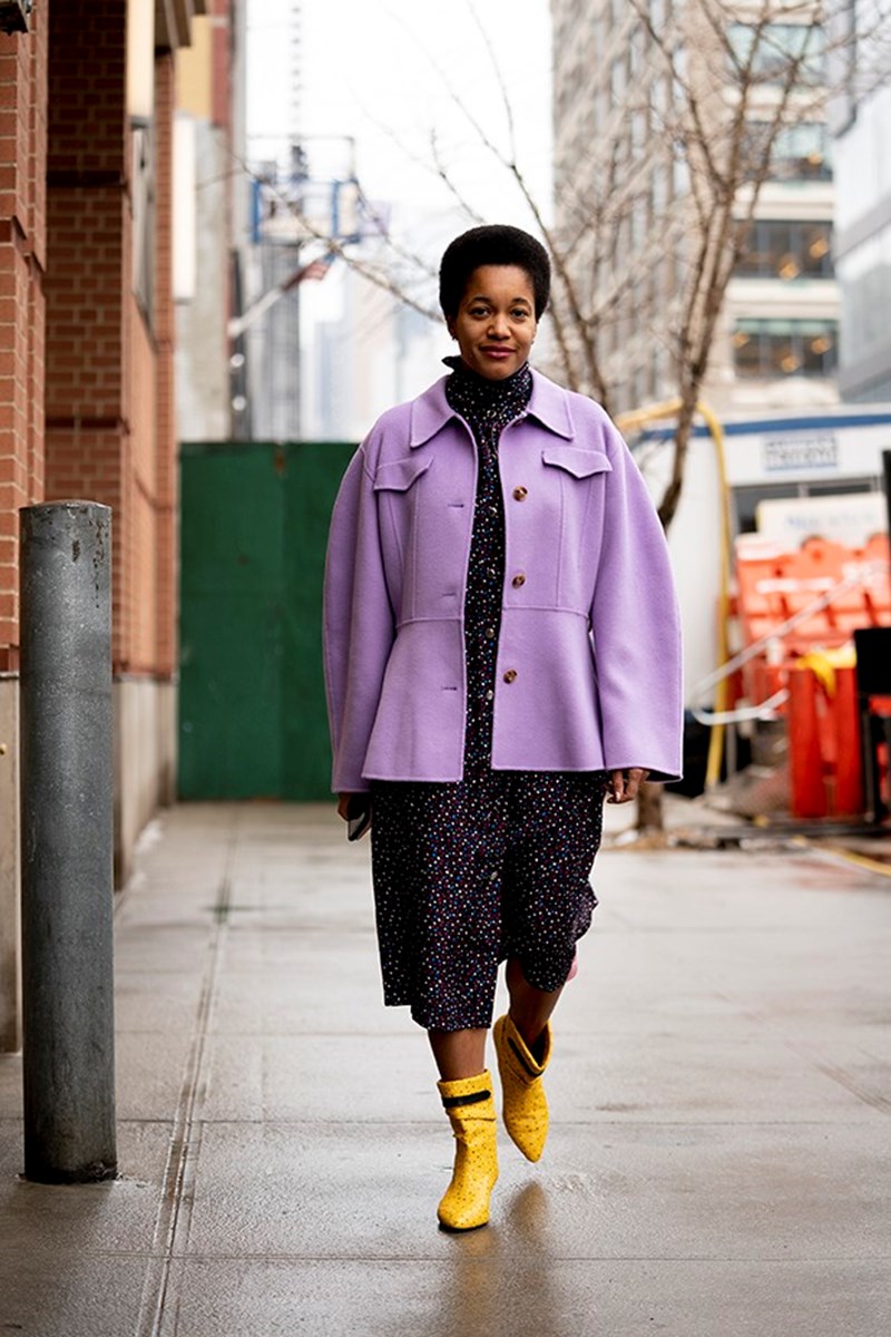 Color Splash: 20 street style looks για να σπάσεις τη «αυτοκρατορία» των γήινων τόνων - εικόνα 4