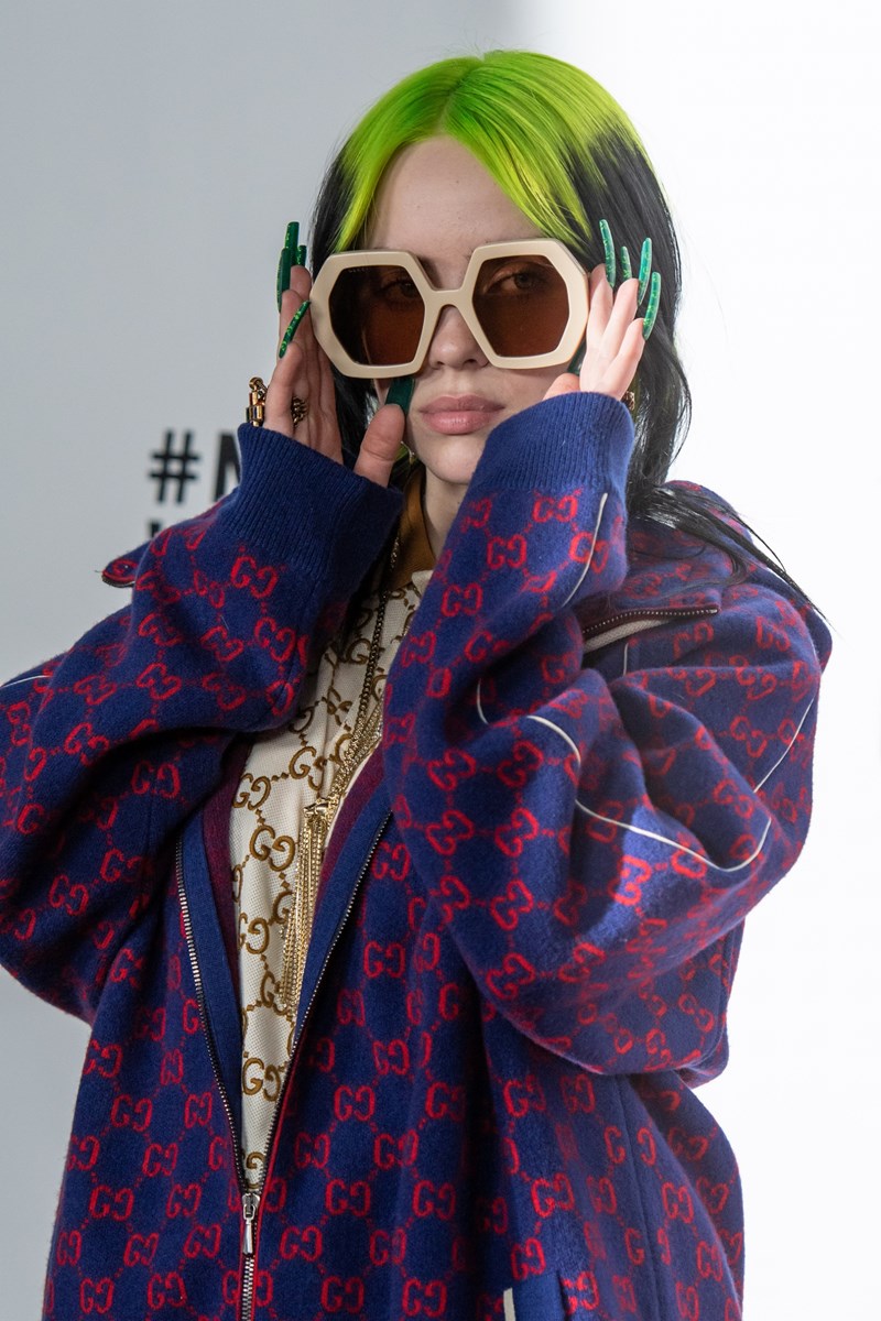 Billie Eilish: 5 φορές που το μανικιούρ της έκλεψε την παράσταση - εικόνα 4