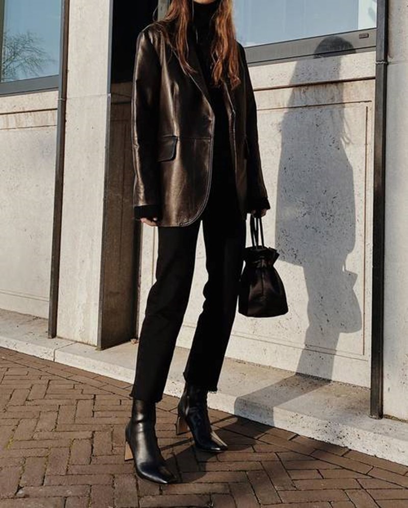 15 τρόποι να φορέσεις δερμάτινο σακάκι σαν influencer - εικόνα 6
