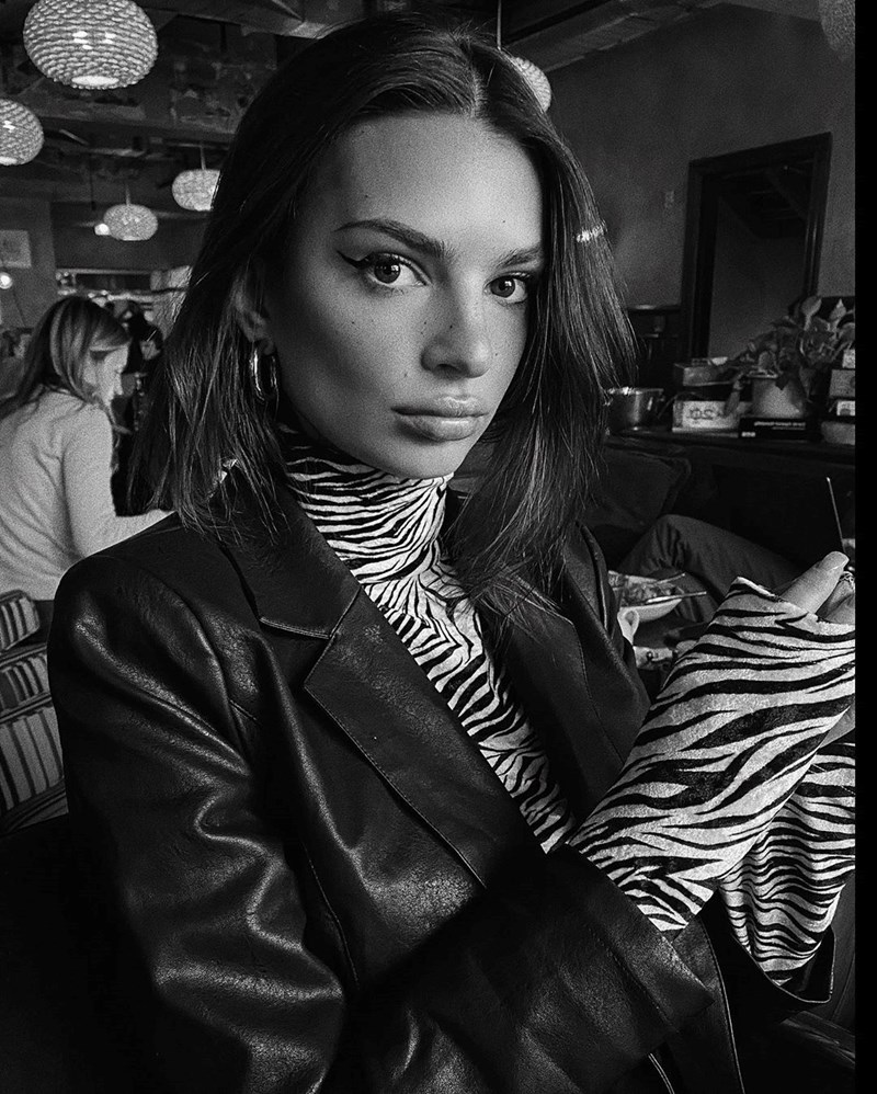 Οι celebrities λατρεύουν το κλασικό eye liner (και εμείς το ίδιο!) - εικόνα 3